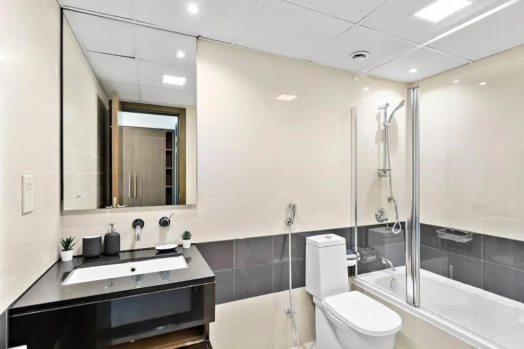 Stonetree - Stylish 1Br & Pool With Burj Khalifa Views Apartment Dubai