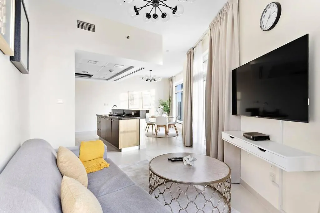 Stonetree - Stylish 1Br & Pool With Burj Khalifa Views Apartment Dubai