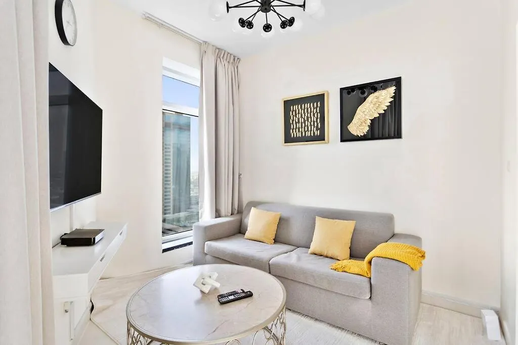 Stonetree - Stylish 1Br & Pool With Burj Khalifa Views Apartment Dubai