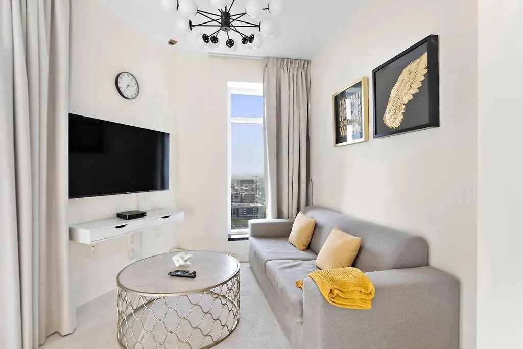Stonetree - Stylish 1Br & Pool With Burj Khalifa Views Apartment Dubai